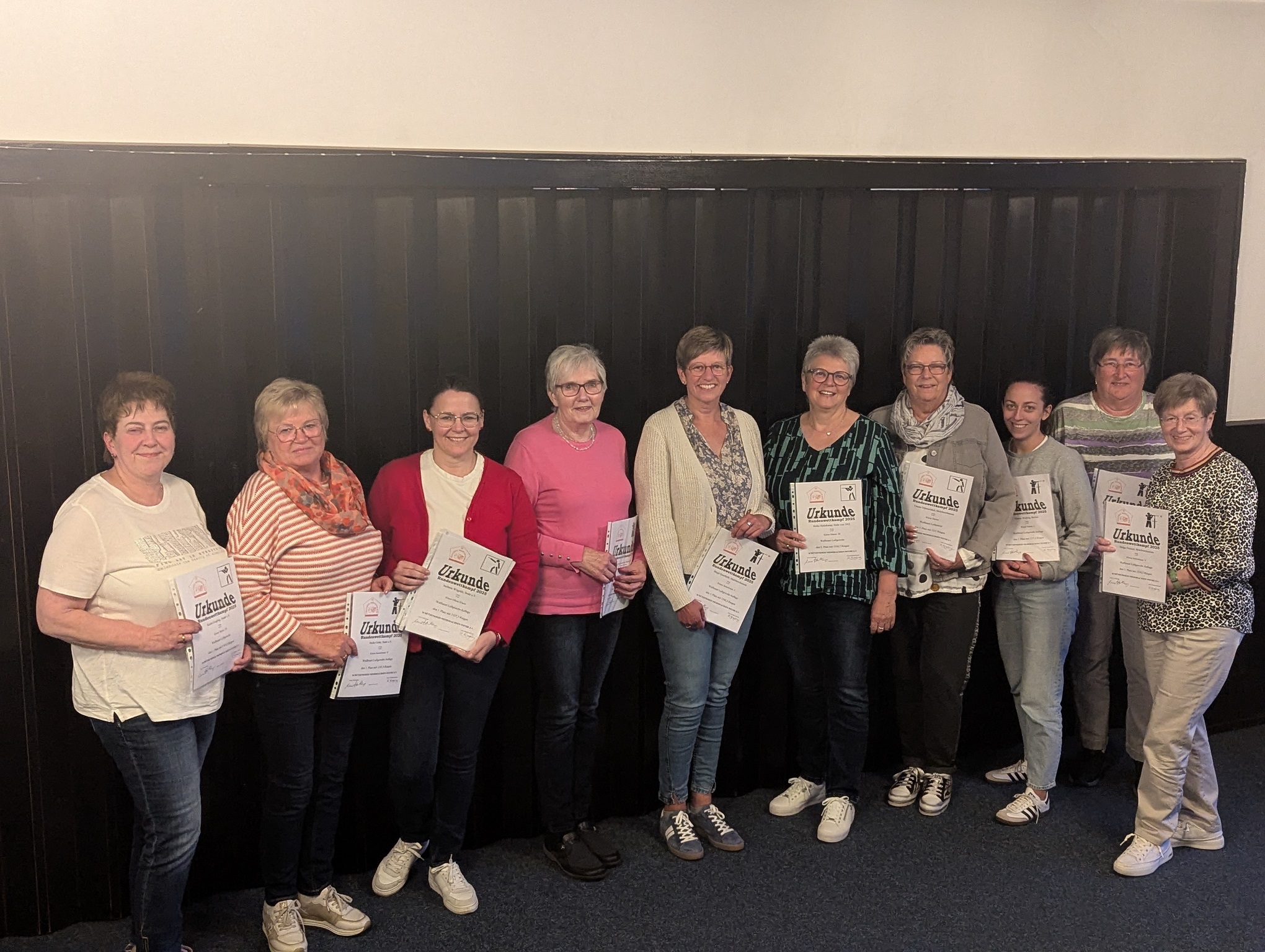 Siegerinnen 2025_1 verkleinert.jpg